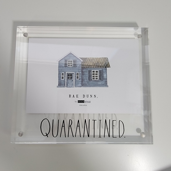Rae Dunn Magnetic Plexiglass 6"x4" Picture Frame - Picture 2 of 4